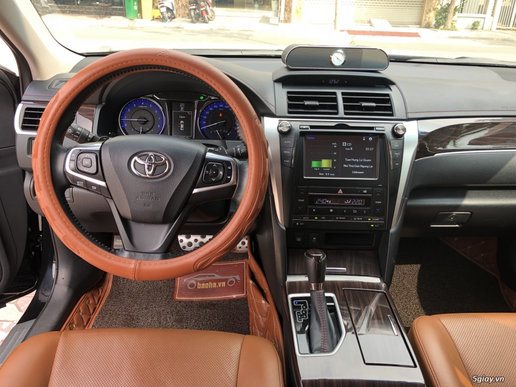 Bán Toyota Camry 2.5Q sản xuất 2018 Đẹp Nhất Việt Nam - 3