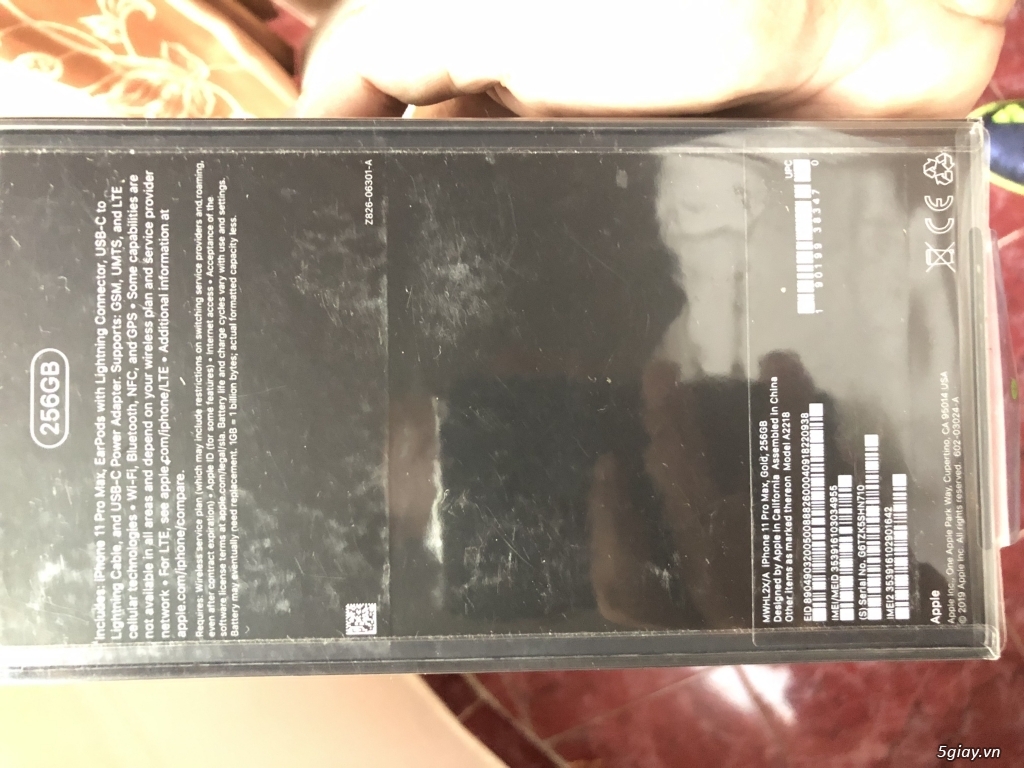 iPhone 11 Pro Max 256 Gb nguyên seal 100% - 1