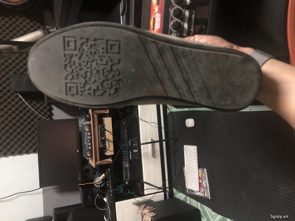 Lên sàn mớ giày còn rất mới tất cả hàng chính hãng nhé. End 23h ngày 17/12/2019 - 2