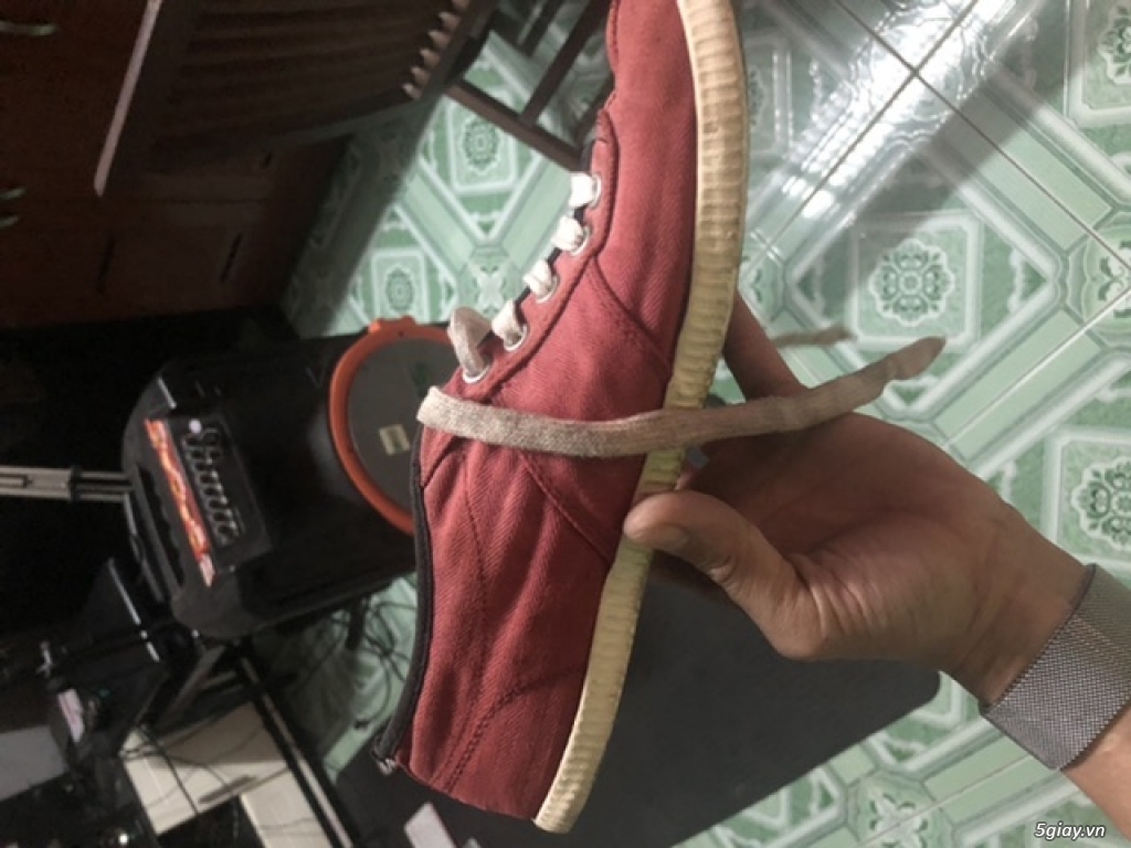 Lên sàn mớ giày còn rất mới tất cả hàng chính hãng nhé. End 23h ngày 17/12/2019 - 1