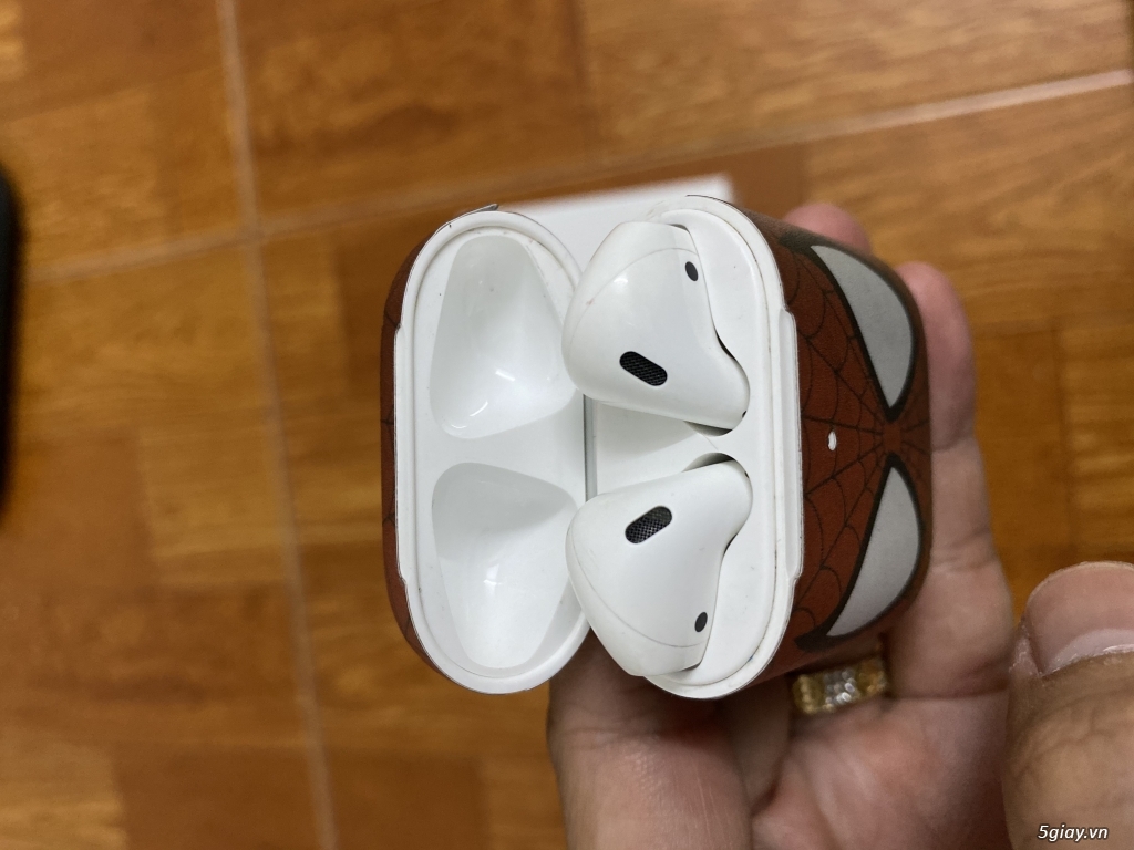 Airpods 2 sạc không dây
