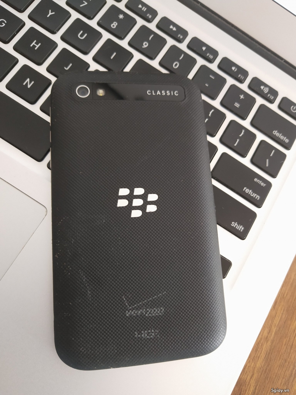 Blackberry Q20, nguyên máy, end 23h00 ngày 20/12/2019 - 2
