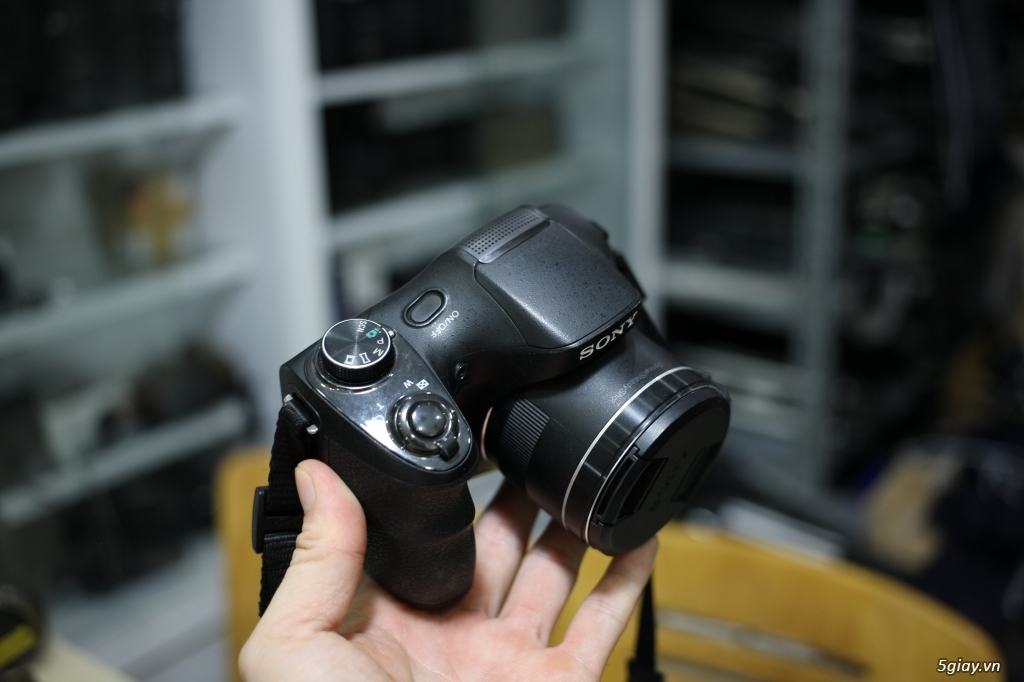 Vài em máy compact & Siêu zoom giá rẻ.!!!