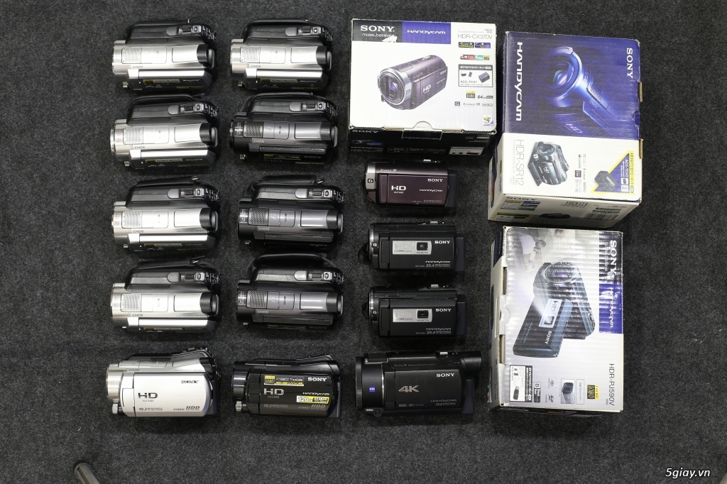 ➡ Về ít máy quay Handycam nội địa Nhật: Có quay 4k, tích hợp máy chiếu - 2
