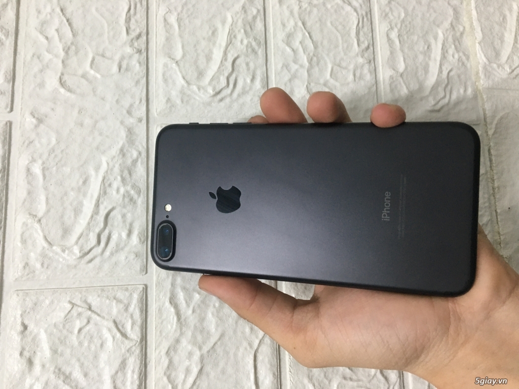 Cần bán 7 plus zin đẹp keng - 3