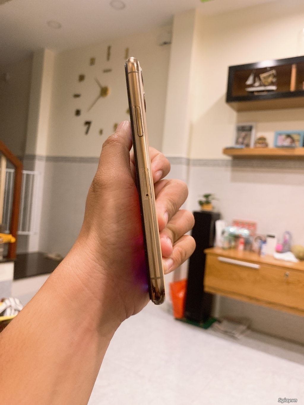 IPhone 11 Pro 64GB GOLD -quoc te Mỹ,like new 99.99%,full phụ kiện zin - 4