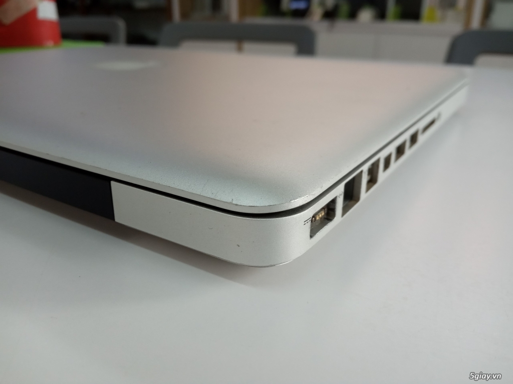 [CẦN BÁN] Macbook Pro 13'' 2011 i7/4G/500GB