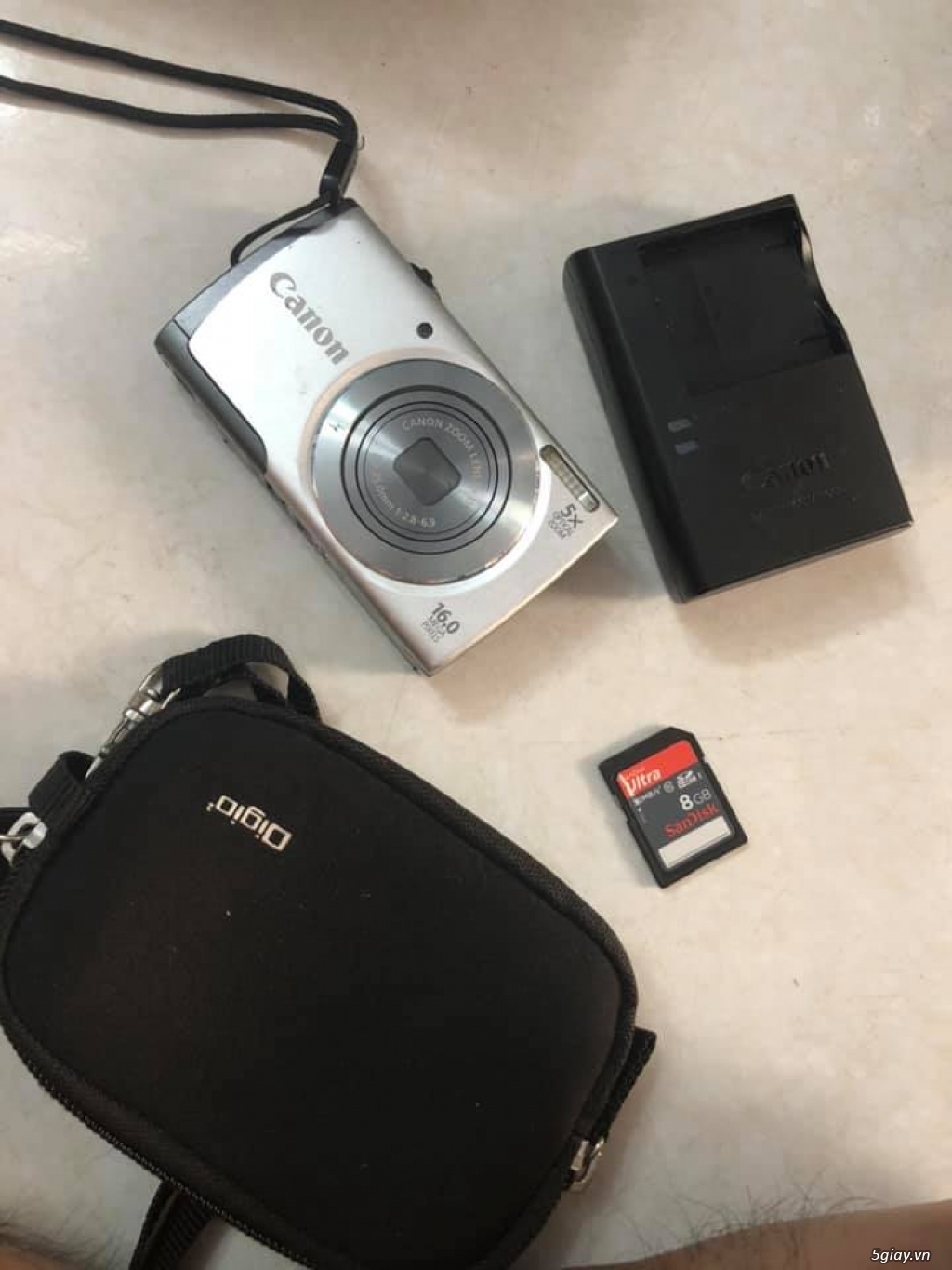 Máy ảnh Canon camera 16mpx, gồm máy pin sạc thẻ 8g túi đựng, giá 1tr