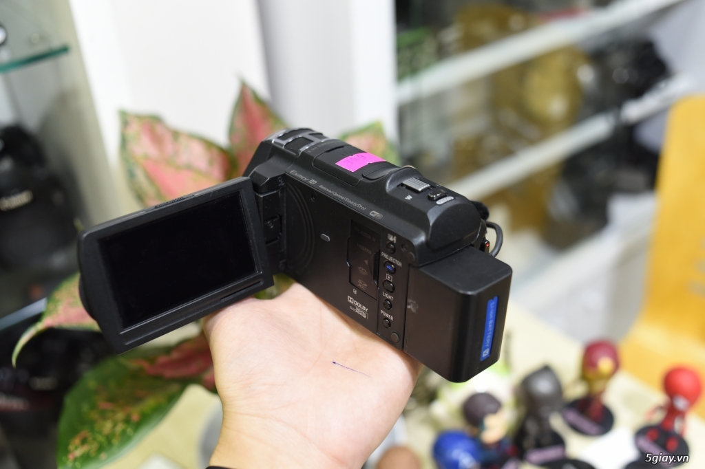 ✅✅ Máy quay Sony PJ800 HD chống rung xịn !!