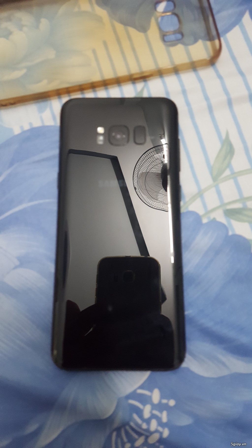 Cần đổi điện thoại nên bán gấp Samsung S8 plus đen giá 3tr - 1
