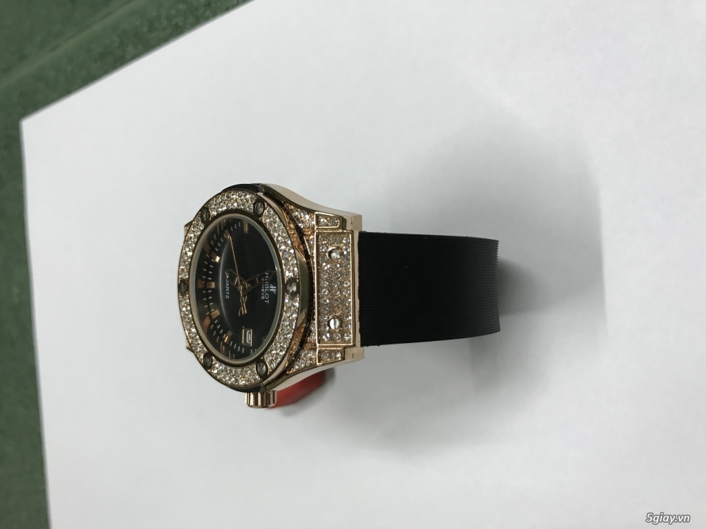 Đồng hồ nữ HUBLOT GENEVE BIG BANG vàng hồng End: 23h00 ngày 07-01-2020 - 1