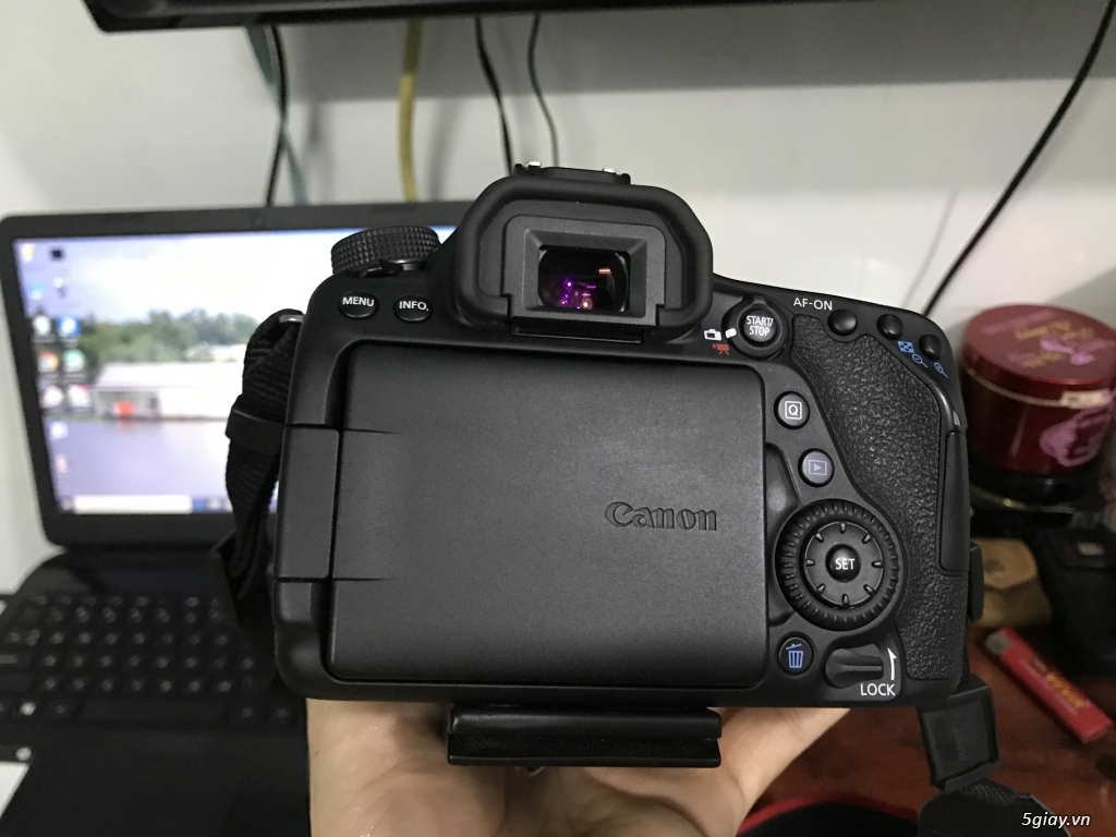 CANON 80D + lens 188-135 nano like new 98% - 3