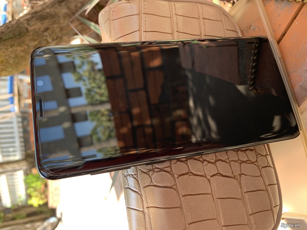 Cần bá: Đt samsung S9 plus - 1