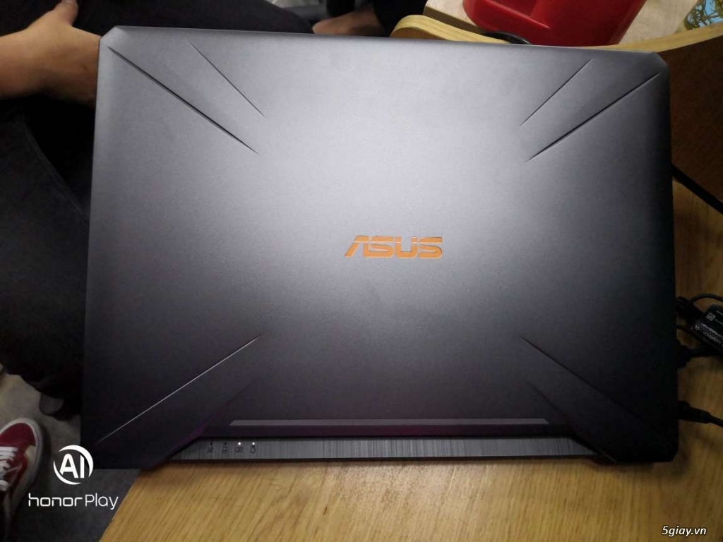 Cần bán 1 laptop ASUS TUF 505DU xài được 1 tháng