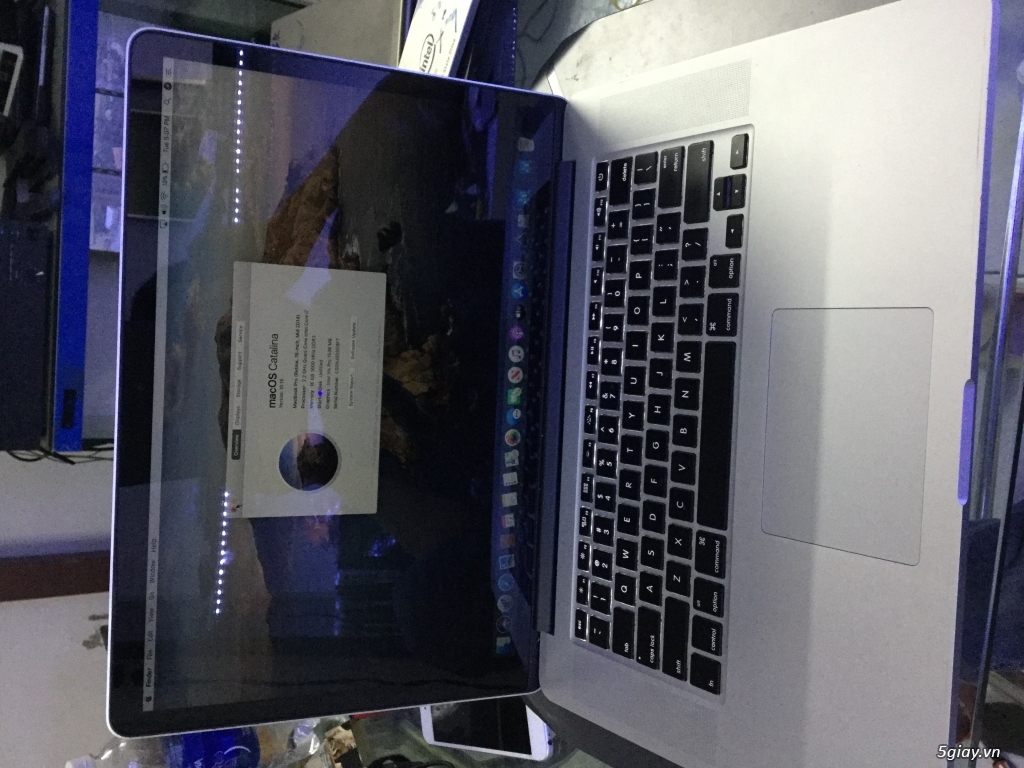 Macbook pro 15” 2015 i7 ram 16g ssd 512g..