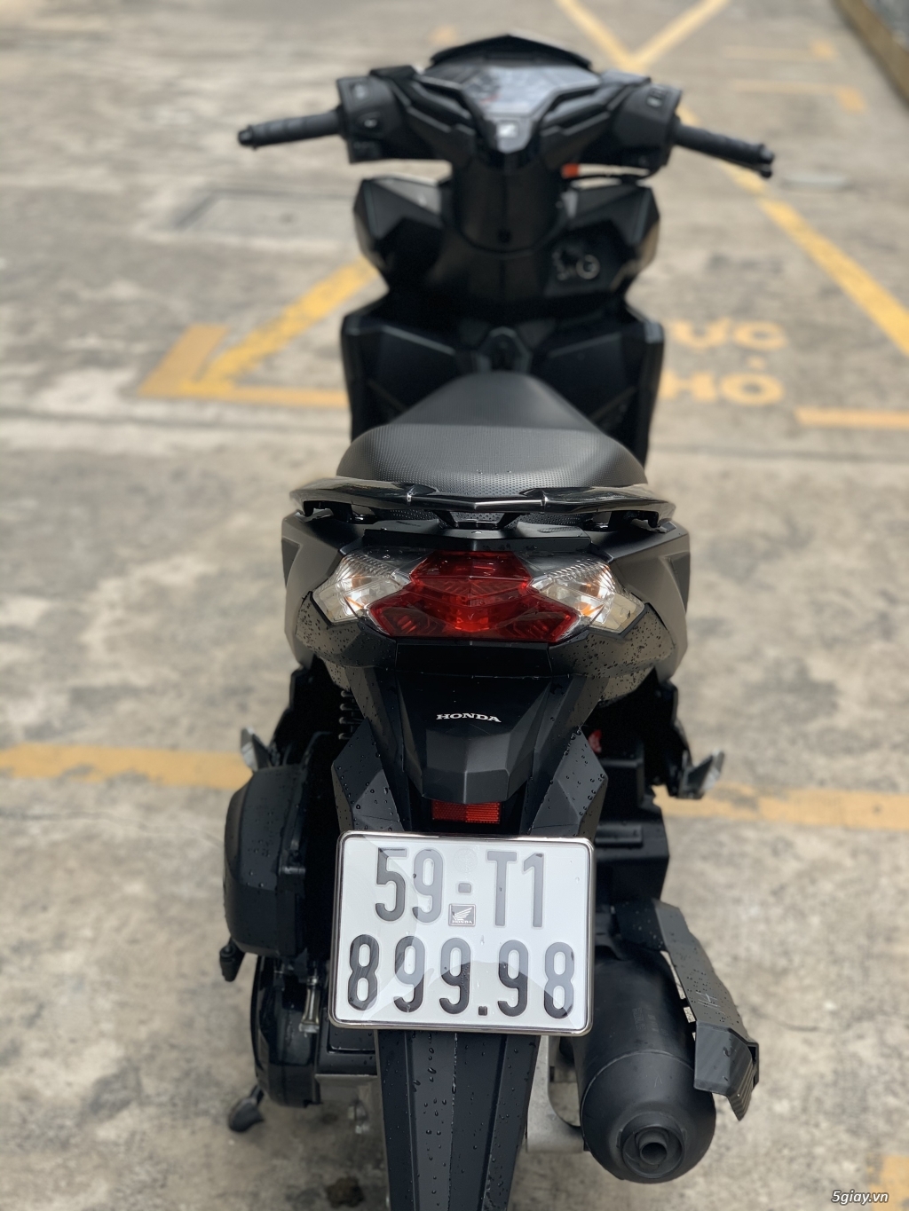 Cần bán xe vario 150cc mua tháng 12/2016