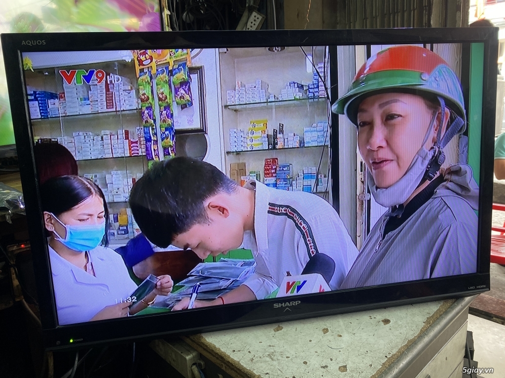 Bán tivi Sharp 32inch Led viền mỏng đẹp - 3