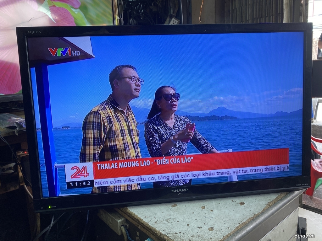 Bán tivi Sharp 32inch Led viền mỏng đẹp - 1