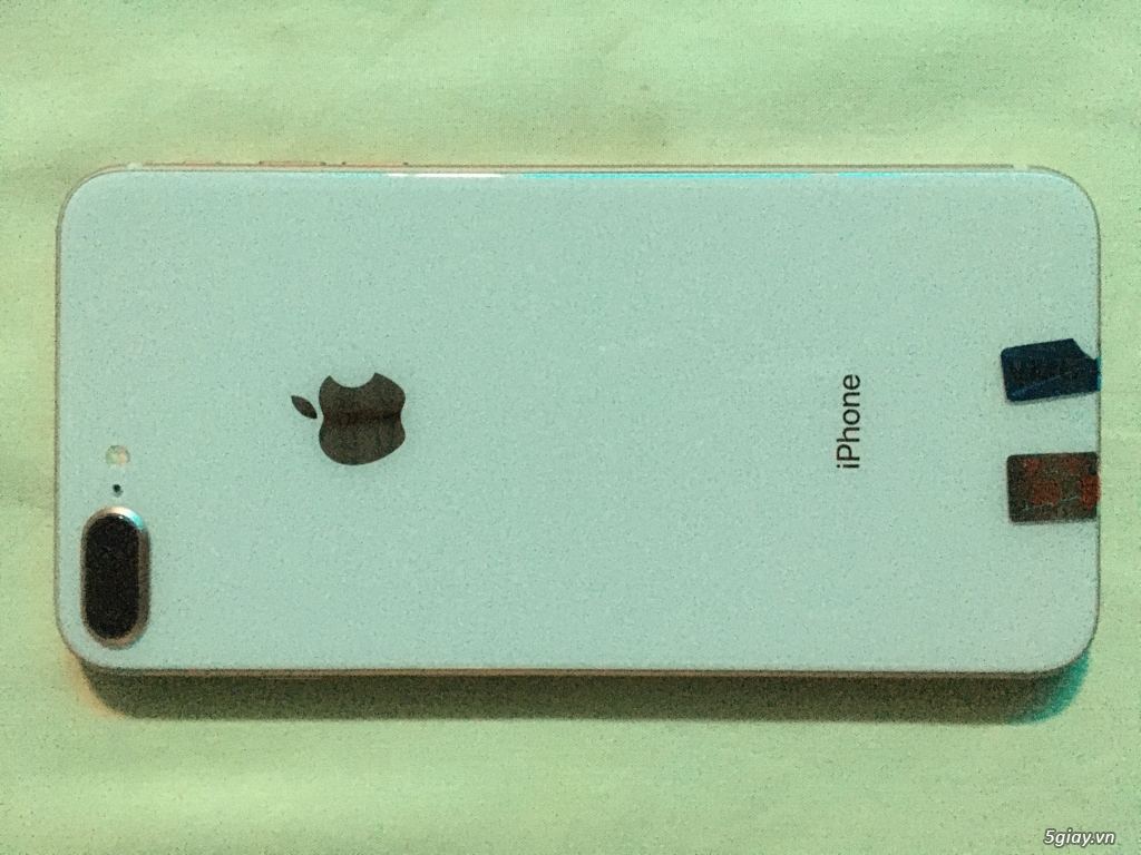 Cần bán: iPhone 8 Plus 256GB màu gold, mới 99,9% - 2
