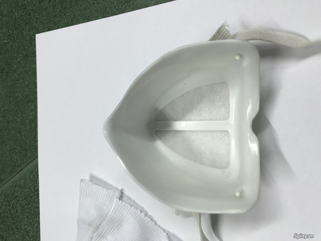 2 cái khẩu trang nhựa B-B tái sử dụng nhiều lần End: 23h00 ngày 17-02-2020 - 2