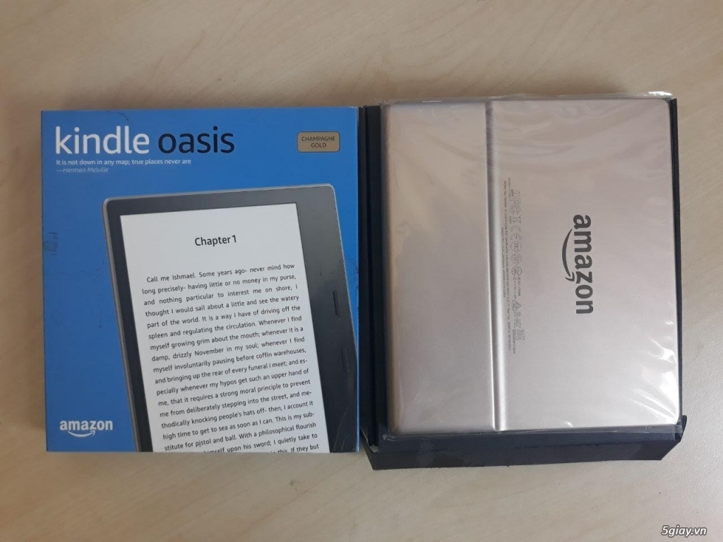 Cần bán: Máy đọc sách Kindle Oasis 2 - 32gb gold
