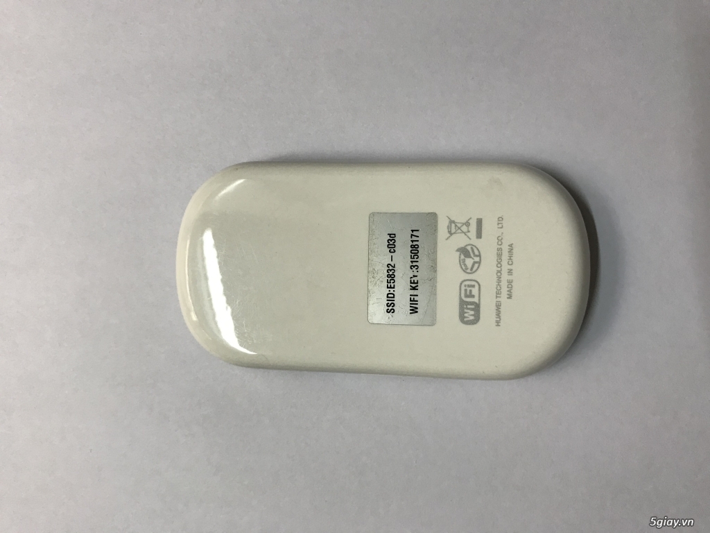Wifi di động HUAWEI E5832 trắng zin End: 23h00 ngày 22-02-2020 - 4