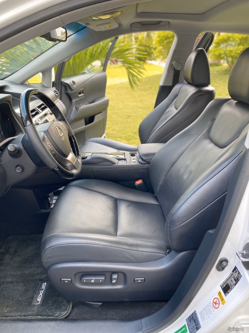 Cần bán xe Lexus RX350 mới cứng - 7