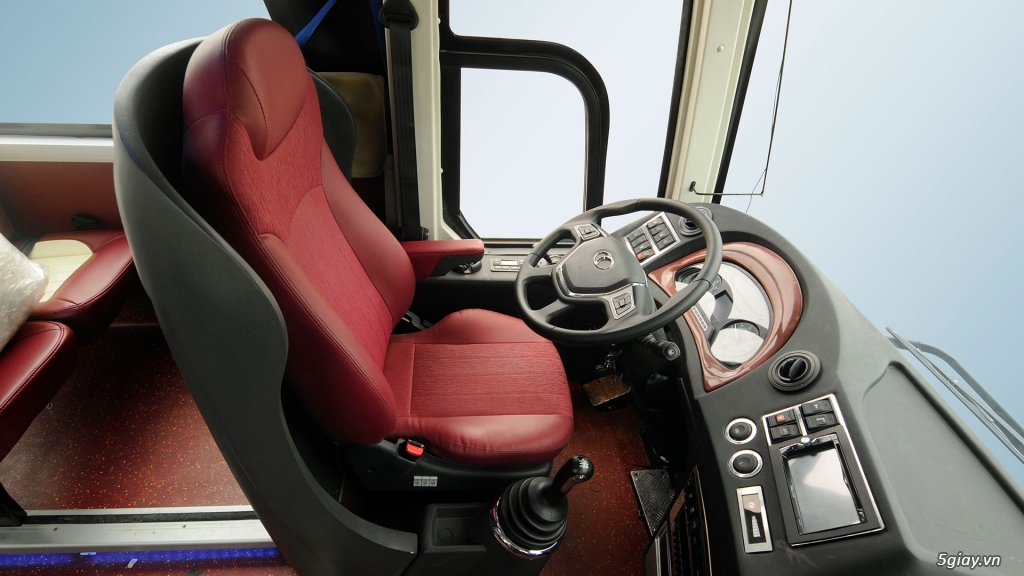 Thaco Meadow 85S 29 chỗ 2020 / full options đời xe 2020/0938900846 - 2