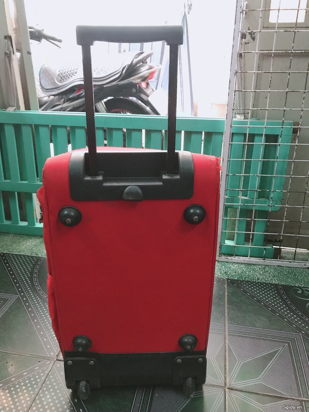 Lên sàn tuýp kem dưỡng da tay hàng Pháp tặng kèm 3 vali ET 23h00 02/03/20 - 4