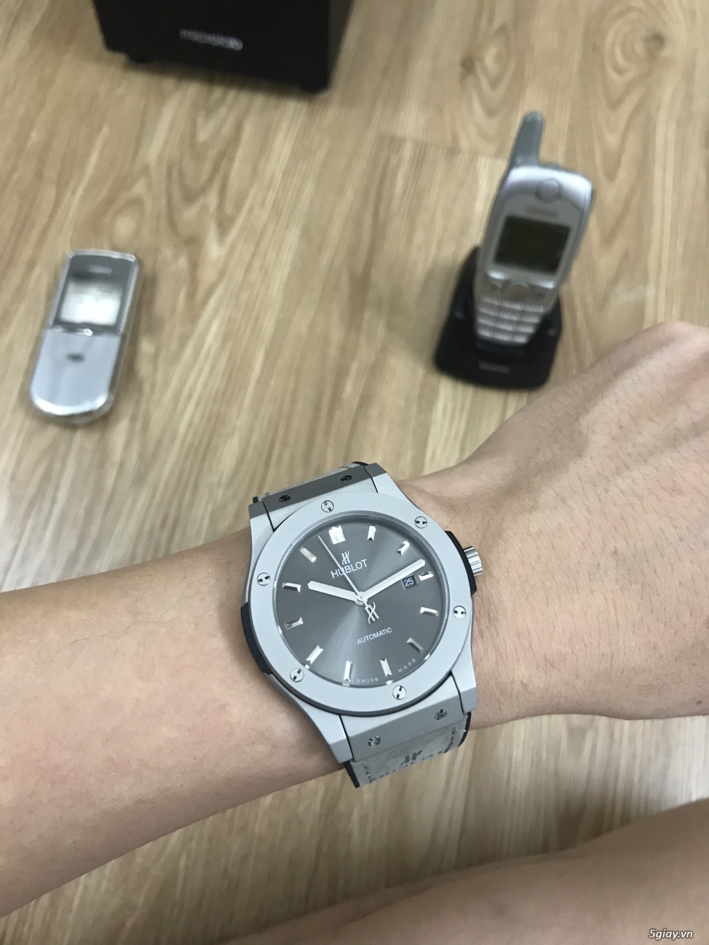 Thanh lý Đồng Hồ Hublot nam Space Grey máy tự động - 3