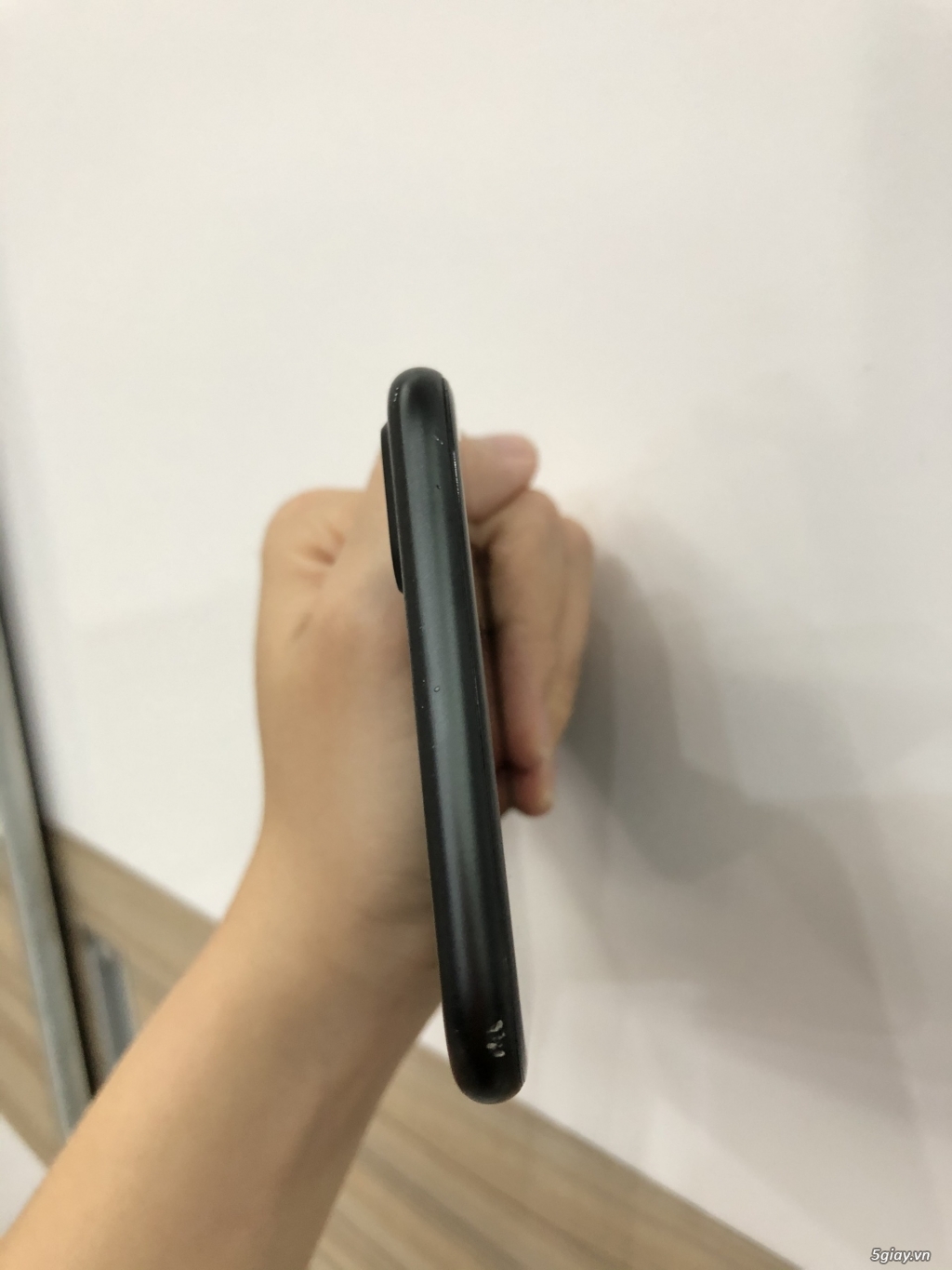 Bán rẻ Iphone 7plus 32g quốc tế đen nhám - bao zin - 3