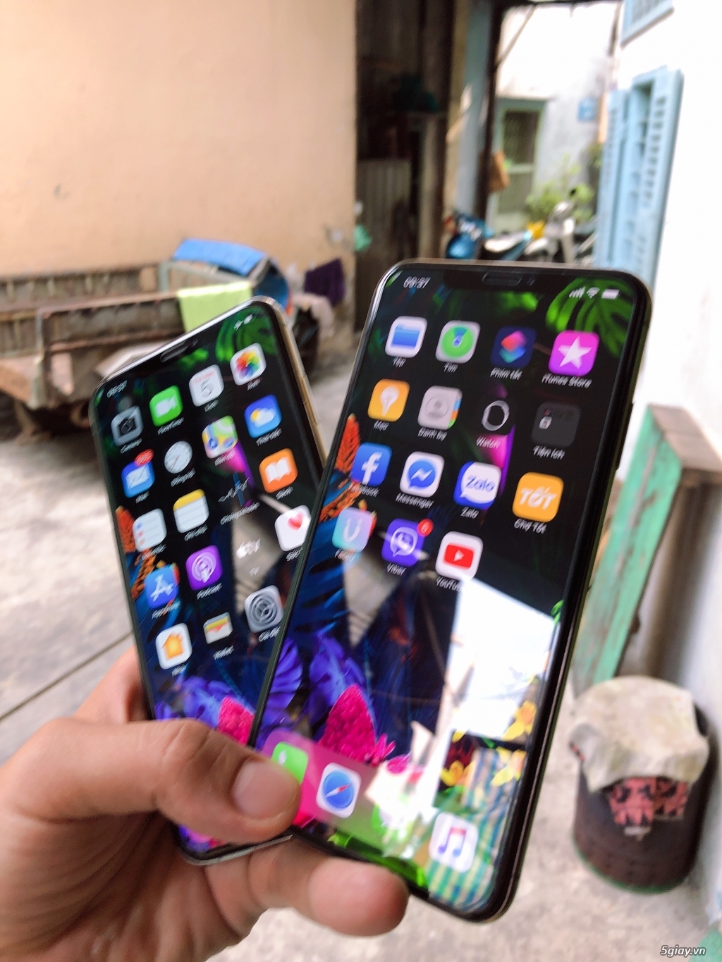 Iphone xs max 256g siliver and gold - 1