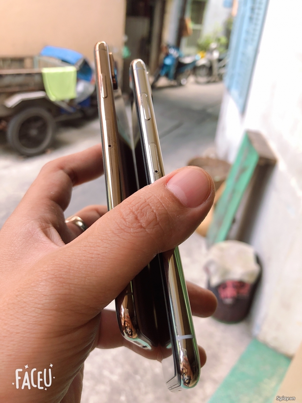 Iphone xs max 256g siliver and gold - 4