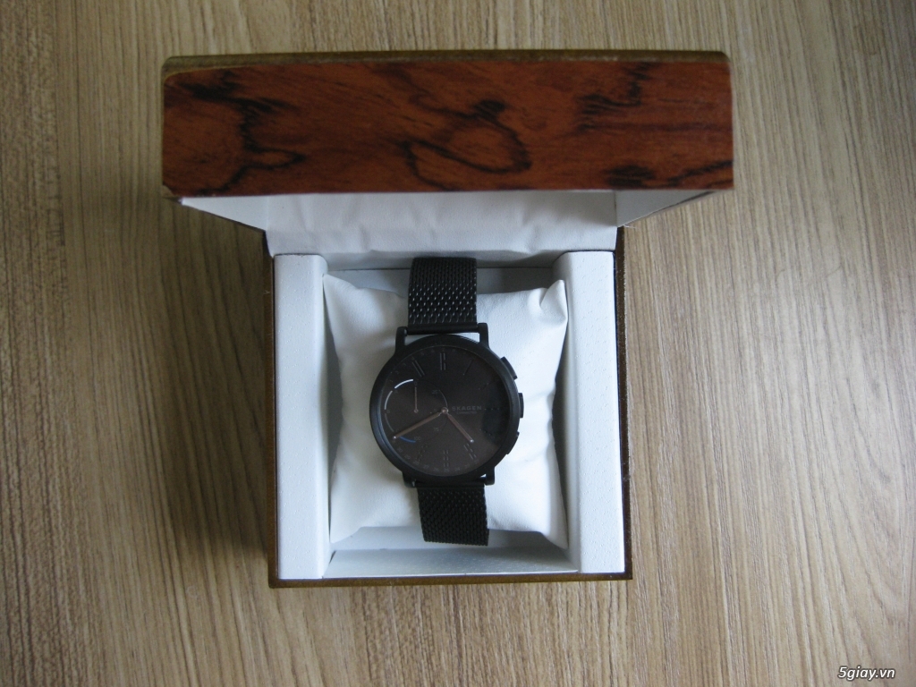 [Hybrid Smart Watch] SKAGEN SKT1109 / End 22h59 07/03/2020. - 1