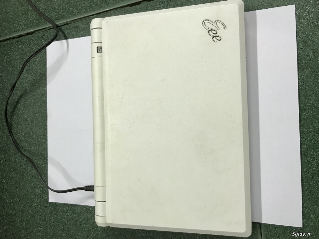 Laptop mini ASUS Eee PC 701 SDX trắng tinh End: 23h00 ngày 10-03-2020 - 5