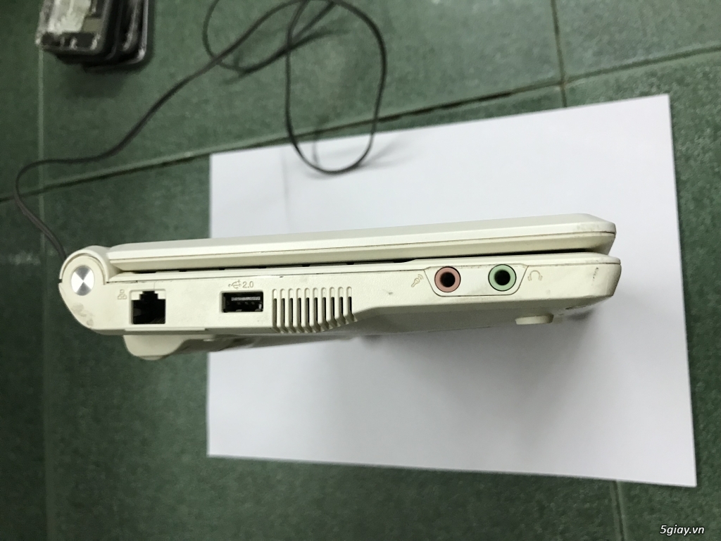 Laptop mini ASUS Eee PC 701 SDX trắng tinh End: 23h00 ngày 10-03-2020 - 6