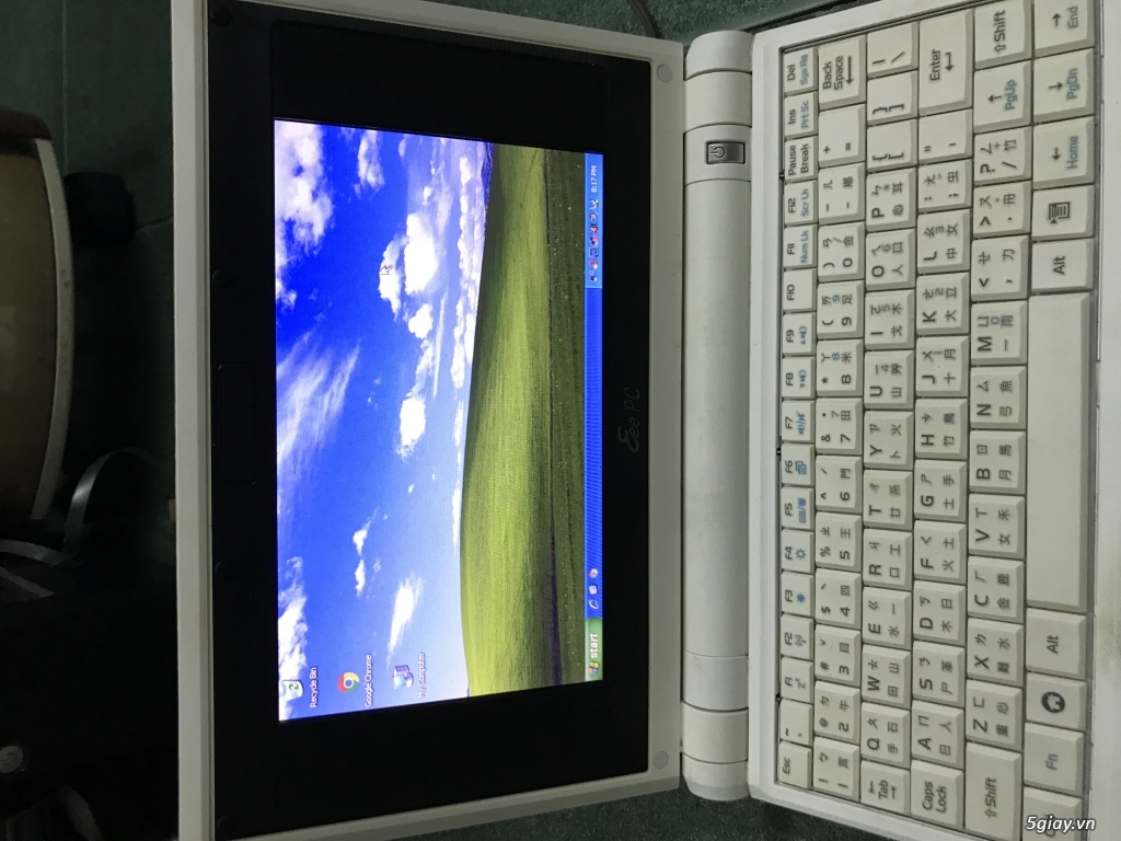 Laptop mini ASUS Eee PC 701 SDX trắng tinh End: 23h00 ngày 10-03-2020 - 1