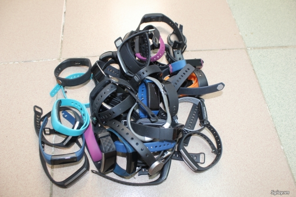 thanh lý ve chai điện thoại, laptop, đồng hồ, pc tùm lum thứ - 19