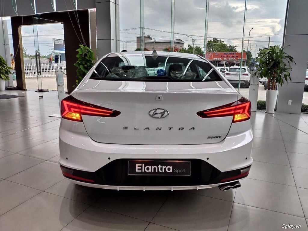 KHUYẾN MÃI giảm 40tr xe Hyundai Elantra 2019- 0932.672.638 (24/7) - 4