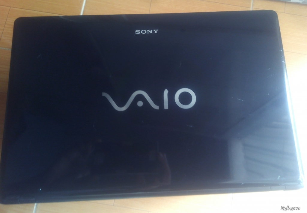 Sony Vaio CW15 Core 2 P8700
