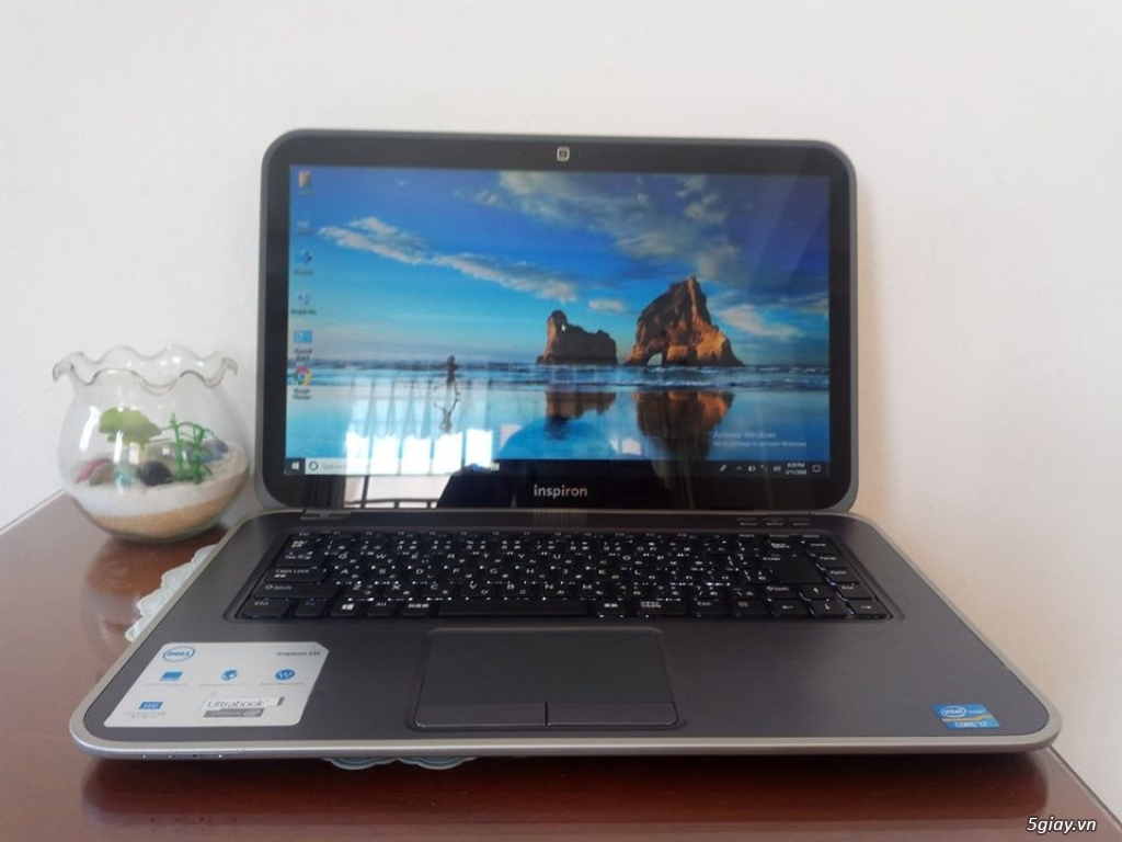 Máy tính xách tay laptop Dell E5523