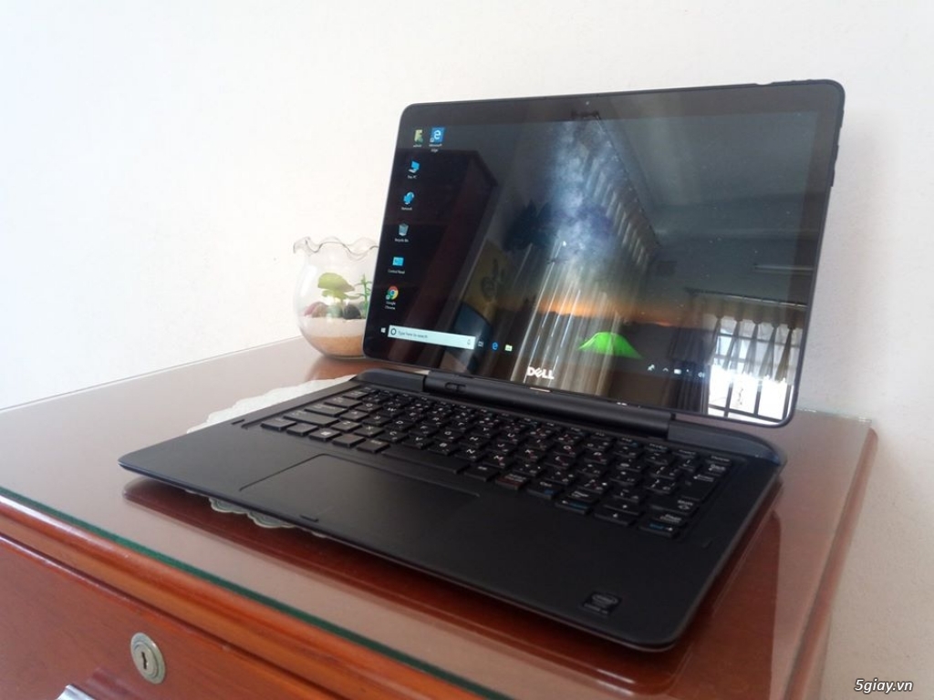 Máy tính xách tay Laptop Dell 7350 - 2