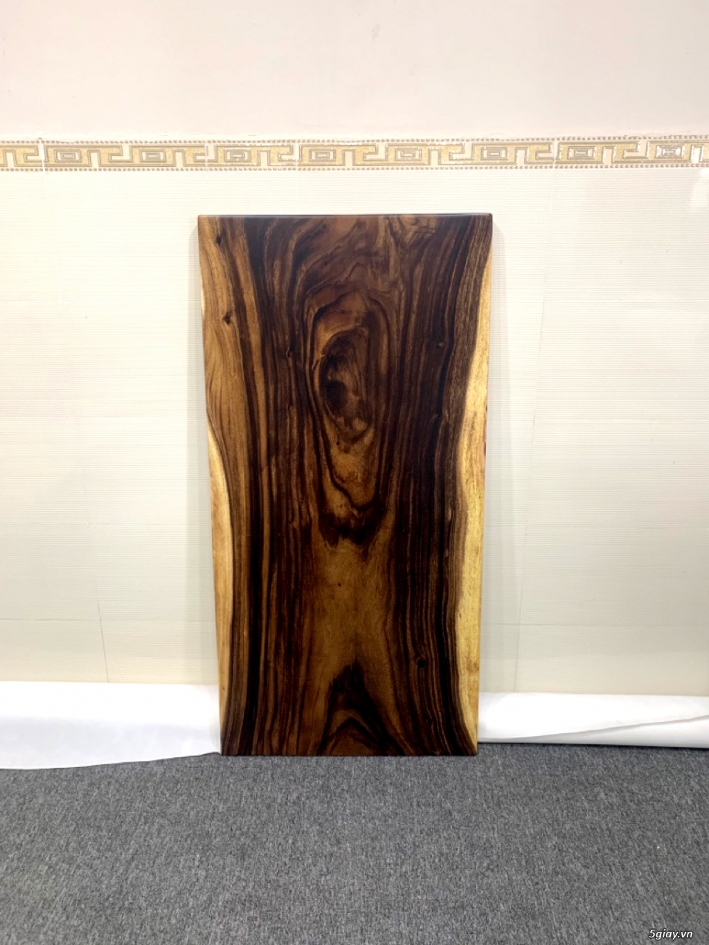 Bàn gỗ me tây nguyên khối KL20017 - 1