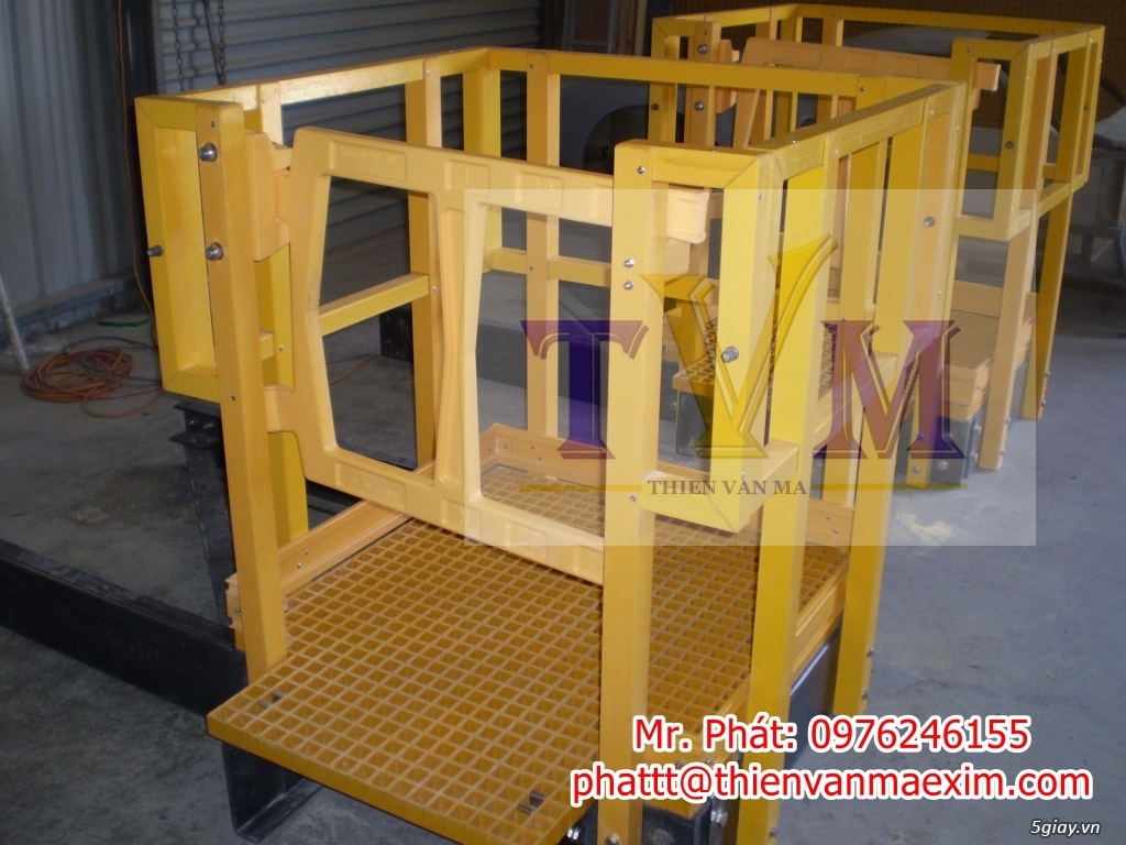 Tấm lót sàn ô lưới vuông không rỉ sét, cách điện, frp grating