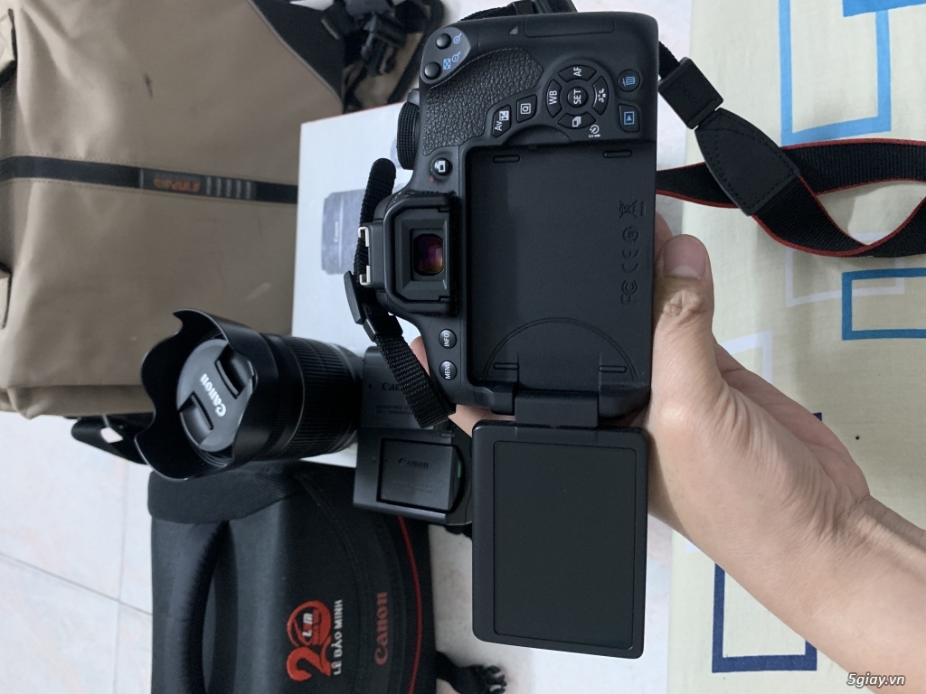 Cần bán Canon 750D Fullbox 98% - 1