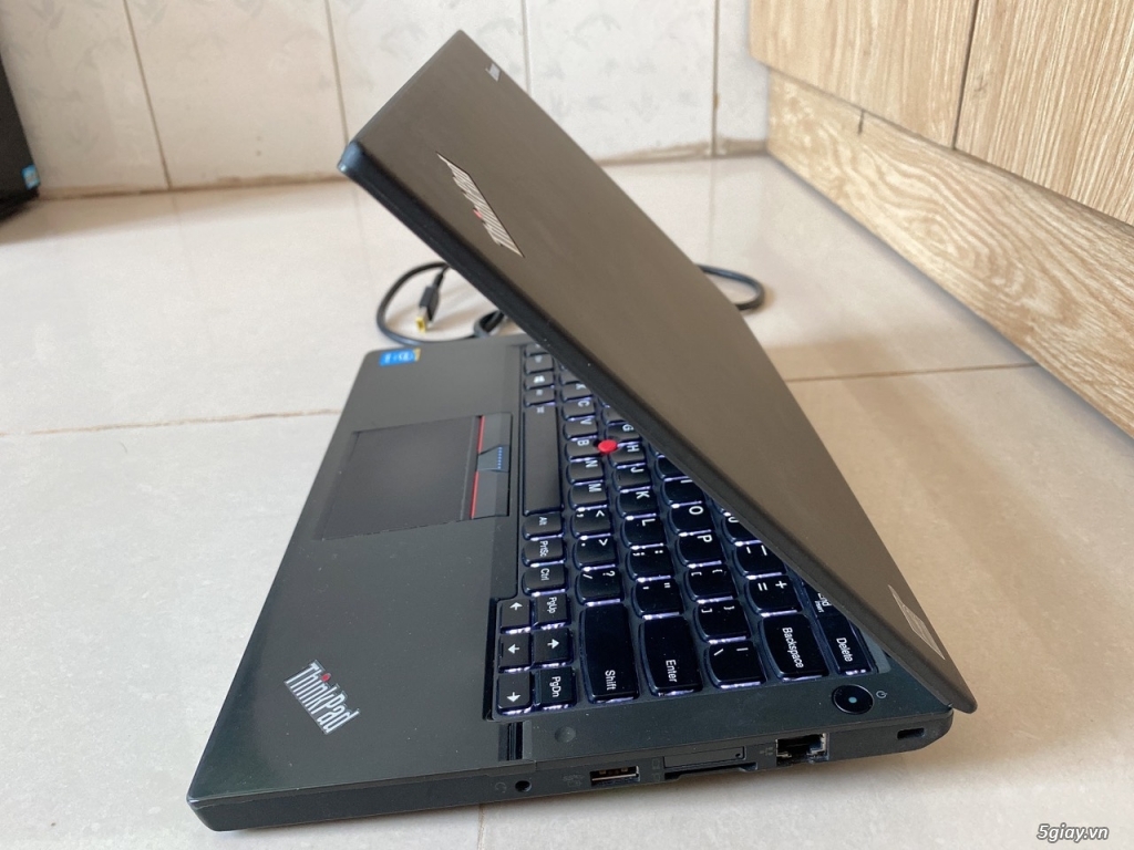 ThinkPad X250 I7 Ram 8G led phím đẹp Máy chuẩn USA - 1