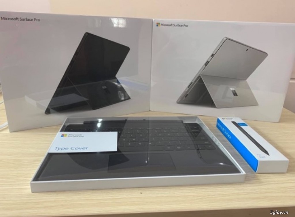 Bán trả góp laptop Microsoft Surface Pro 6 core i5/8/256 đen - 2