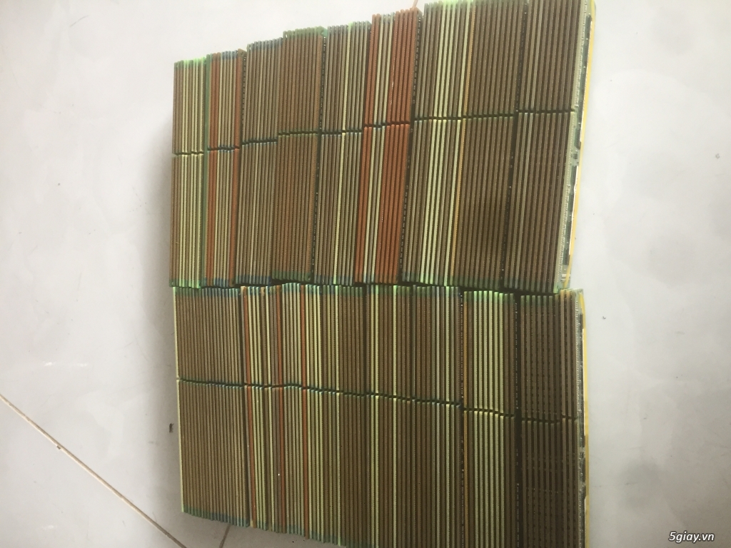 Ram pc dr3 2gb bus 1600 tháo máy đẹp - 1