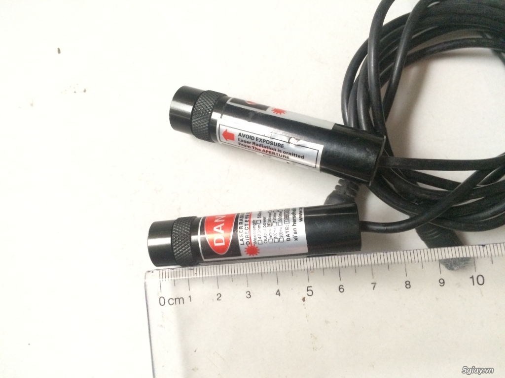 Mắt laser cân góc vuông