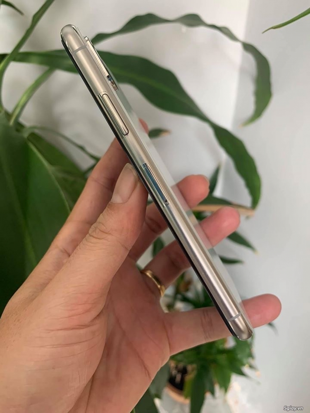 Iphone xs trắng 64gb QT - 1